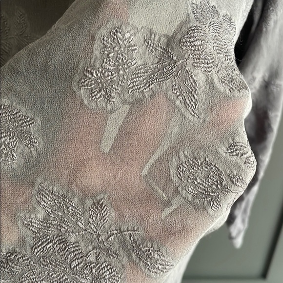 (Sold)Vintage Deane & White Button-Up Blouse 100% Silk - Picture 2 of 6